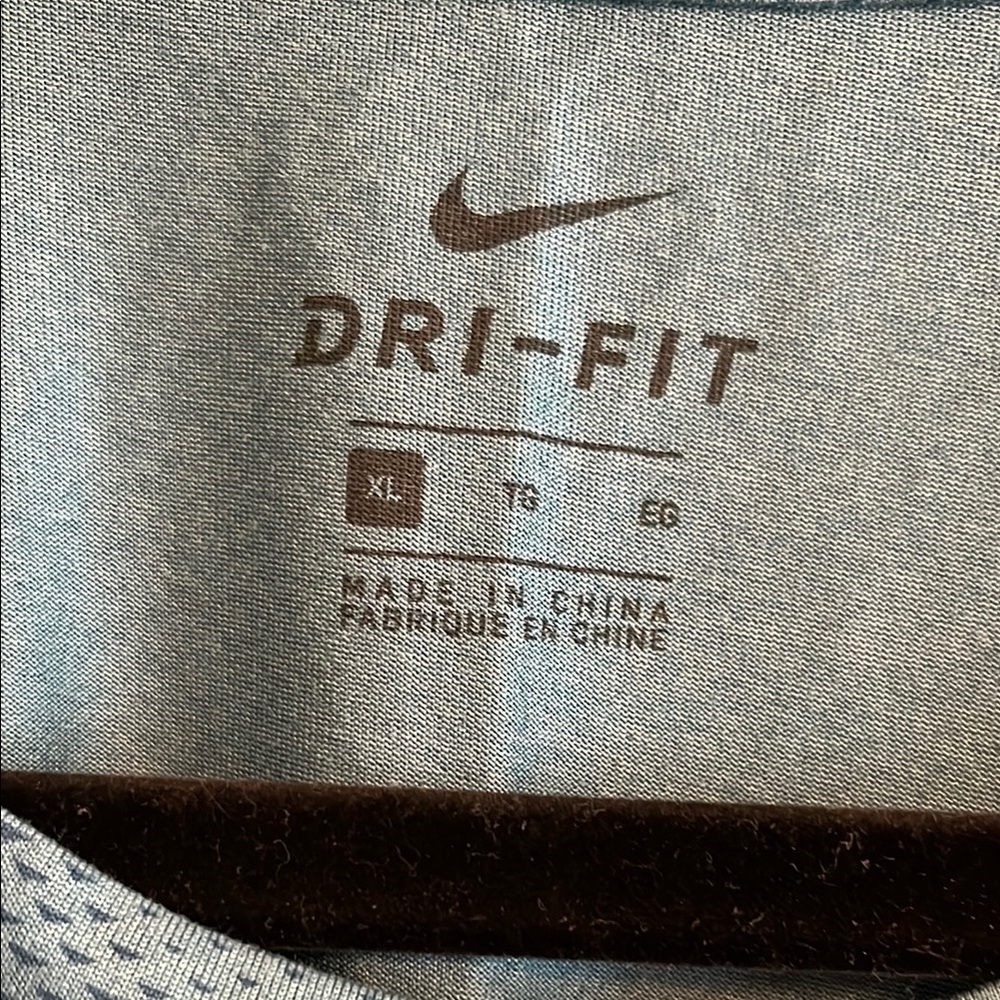 Lot of 2 Nike Dri fit men’s XL tee - Picture 2 of 8